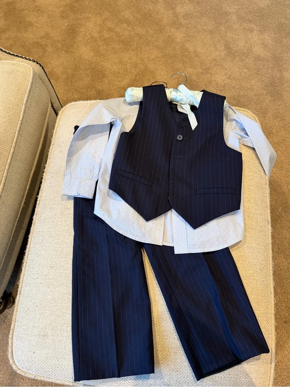 Janie and Jack Special Occasions suit, navy pinstripe, size 3
